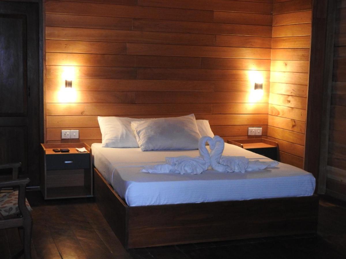Wilpattu Tree House Bed & Breakfast Nochchiyagama Eksteriør bilde
